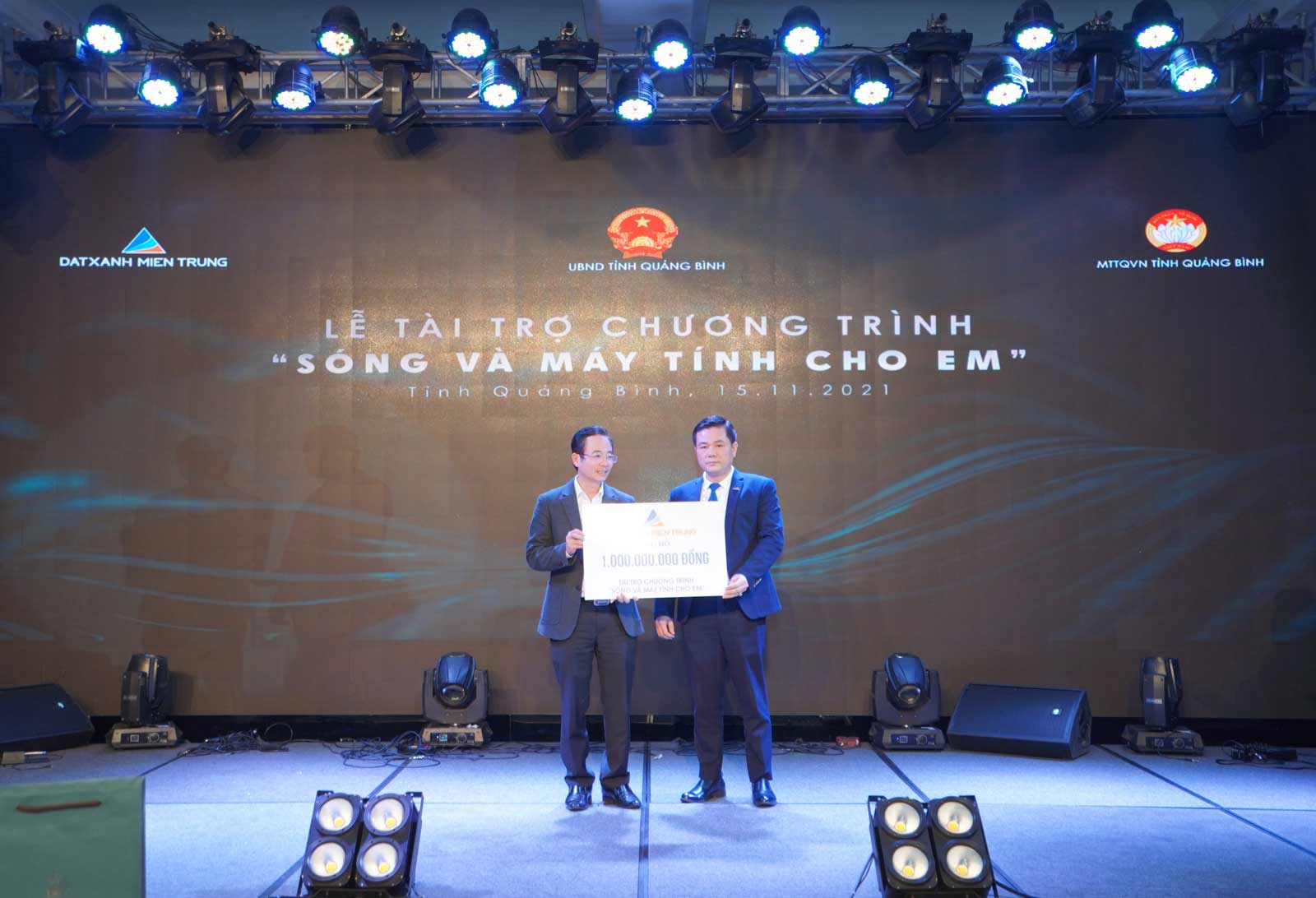 Đất Xanh Miền Trung tài trợ tỉnh Quảng Bình cho chương trình 